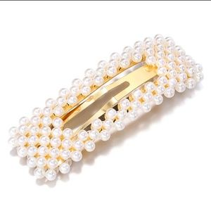 3 Piece Pearl Hair clips